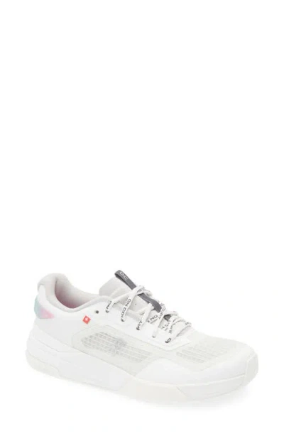 On The Roger Adv Z5 Tennis Shoe