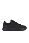 On The Roger Advantage Sneakers In Black