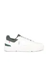 On The Roger Advantage Sneakers In White