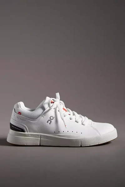 On The Roger Advantage Sneakers In White