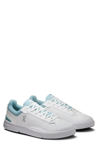 On The Roger Advantage Tennis Sneaker In White