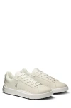 On The Roger Advantage Tennis Sneaker In White