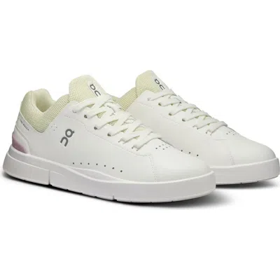 On The Roger Advantage Tennis Sneaker In White/mauve