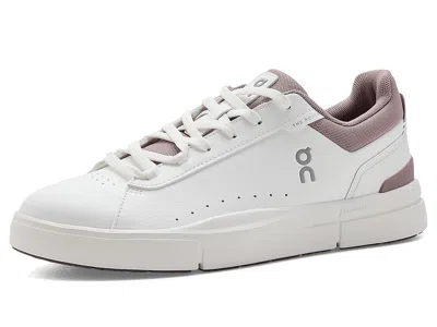 On The Roger Advantage (women) In White