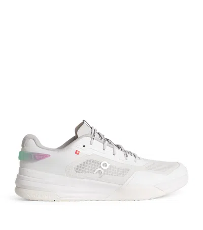 On The Roger Advantage Z5 Trainers In White