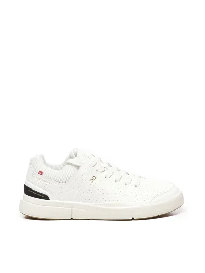 On The Roger Centre Court Sneakers In White