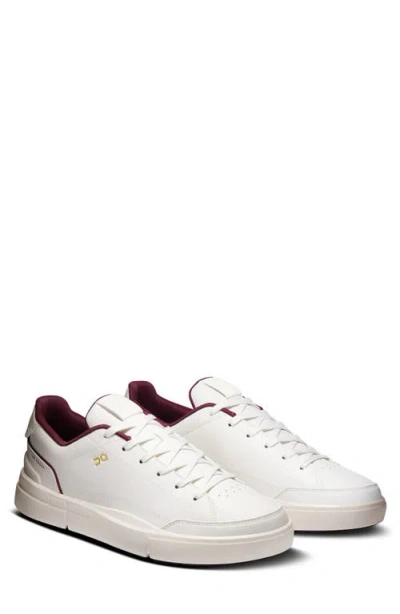 On The Roger Centre Court Tennis Sneaker In White