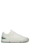 On The Roger Centre Court Tennis Sneaker In White