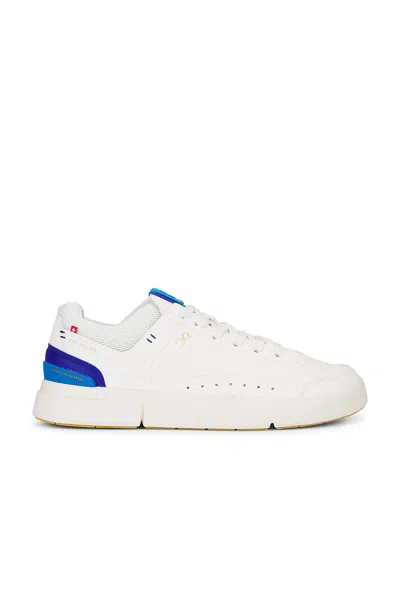 On The Roger Centre Court Tennis Sneaker In Multi