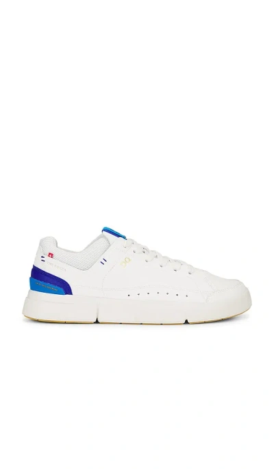 On The Roger Centre Court Tennis Sneaker In Multi