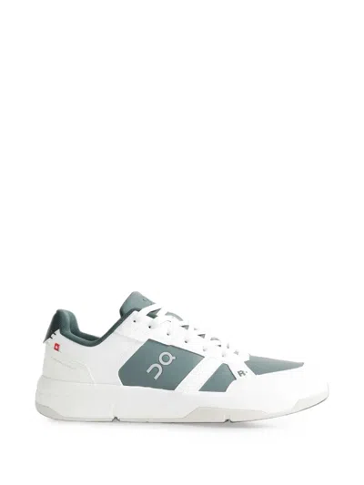 On The Roger Clubhouse Lace-up Sneakers In White
