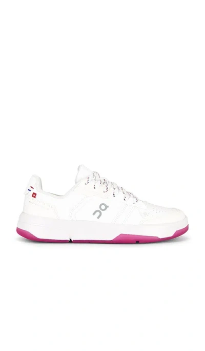 On The Roger Clubhouse Sneaker In White
