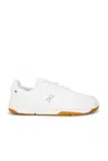 On Roger Federer The Roger Clubhouse Sneakers In White