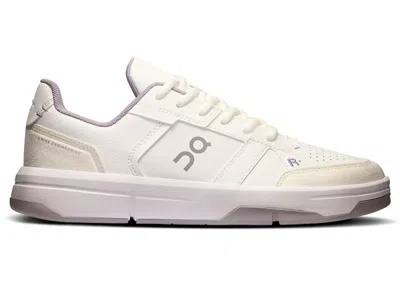 Pre-owned On The Roger Clubhouse (women's) Sneakers In White/fade