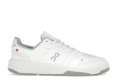 Pre-owned On The Roger Clubhouse (women's) Sneakers In White/fade