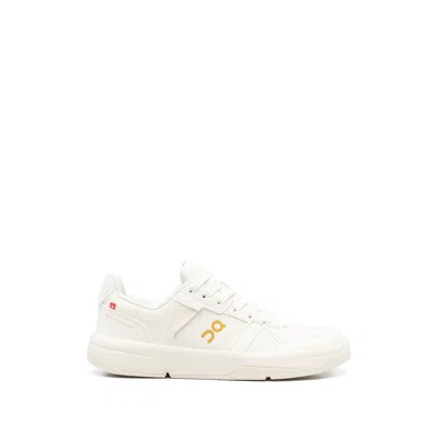 On The Roger Clubhouse Ace Sneaker In Ivory & Dew