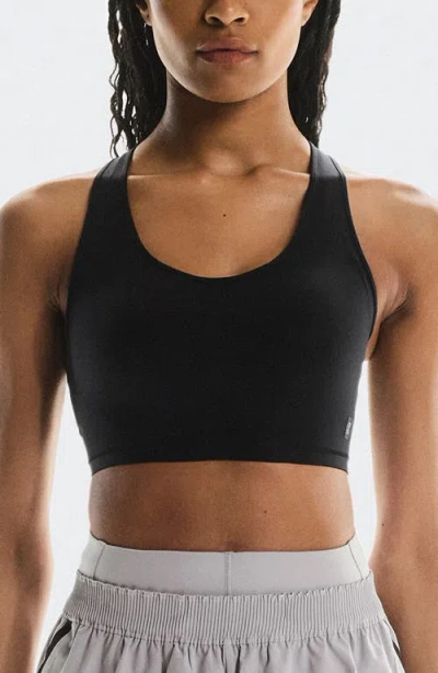 On Training Sports Bra In Black