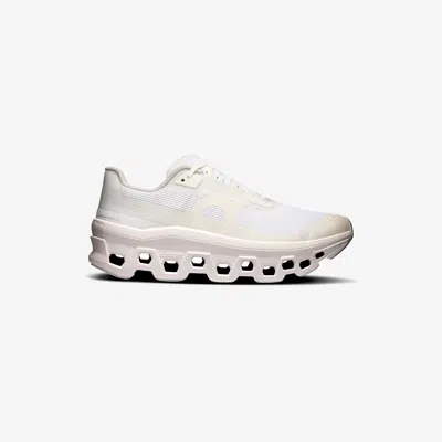 On Wmns Cloudmster Void In White