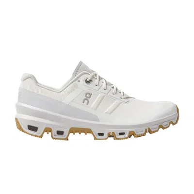 Pre-owned On Wmns Cloudventure 'ice Glacier' In White