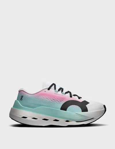 ON WOMEN'S CLOUDBOOM MAX