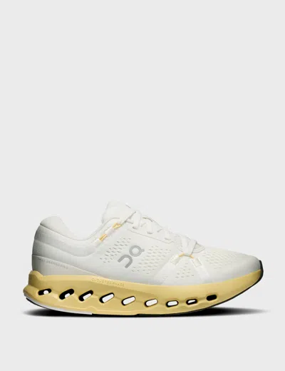On Women's Cloudsurfer 2 In White