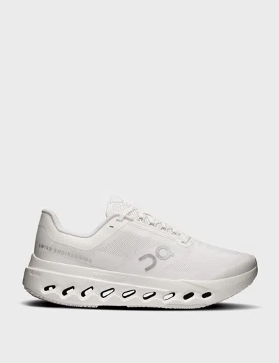 On Women's Cloudsurfer Next In White