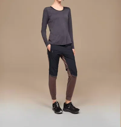 On Women's Running Pants In Grape/black In Multi