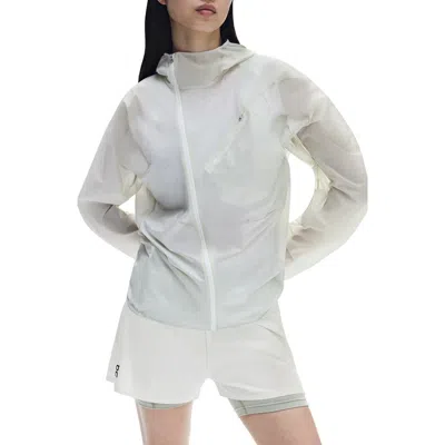 On X Paf Zero Water Repellent Hooded Running Jacket In White