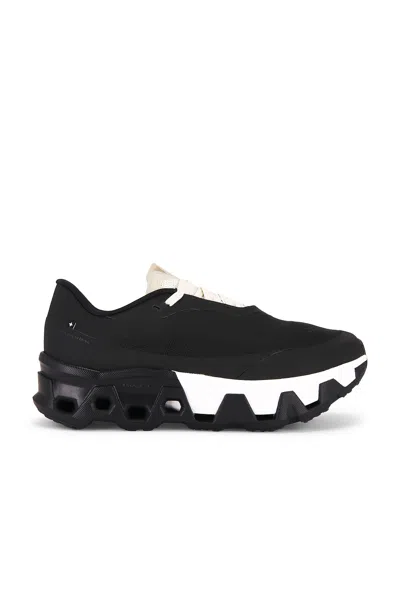 On Sneakers Cloudmster In Black
