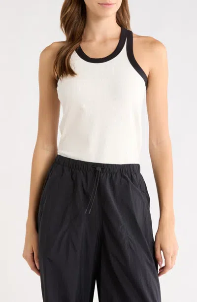 On X Zendaya All-day Ribbed Performance Tank In Black