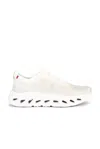 On X Zendaya Cloudtilt Mo Sneaker In White