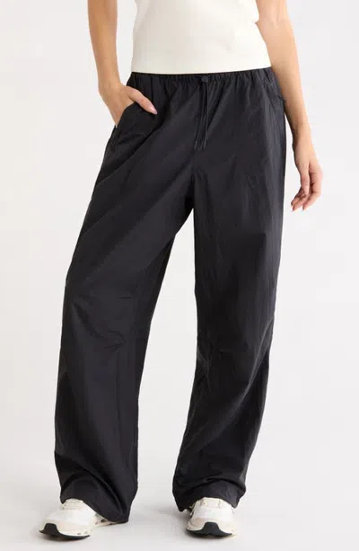 On X Zendaya High Waist Wide Leg Performance Pants In Blue