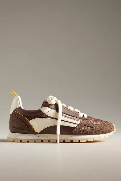 Oncept Toronto Sneakers In Brown