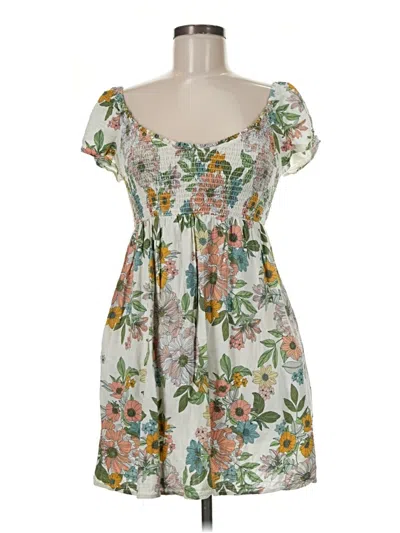 Pre-owned O'neill Casual Dress In Ivory
