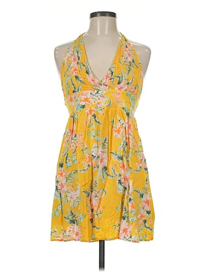 Pre-owned O'neill Casual Dress In Yellow