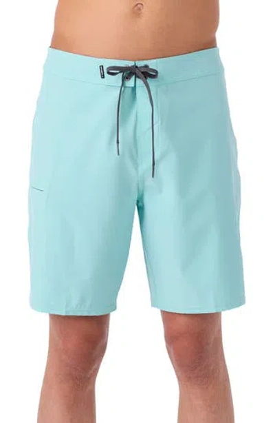 O'neill Men's Hyperfreak Heat Solid 19 Boardshorts In Aqua Haze