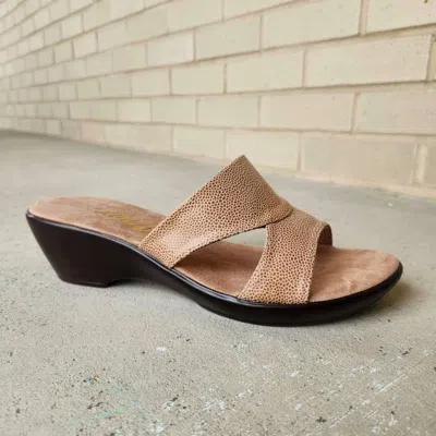 Onex Women's Gilda Slide Sandal In Beige In Multi