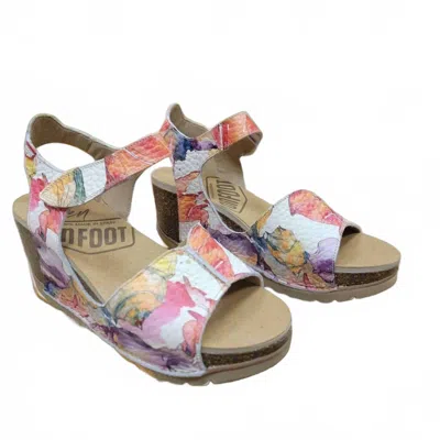 Onfoot Women's Samoa Sandal In Flores In Multi