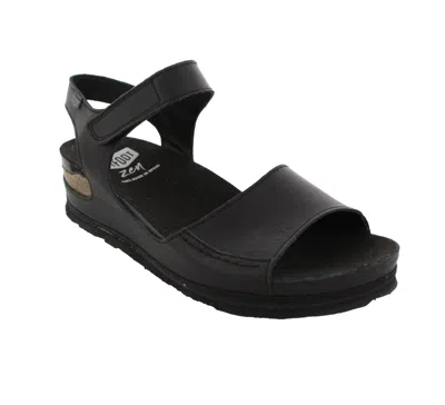 Onfoot Women's Tucson Sandal In Negro In Multi