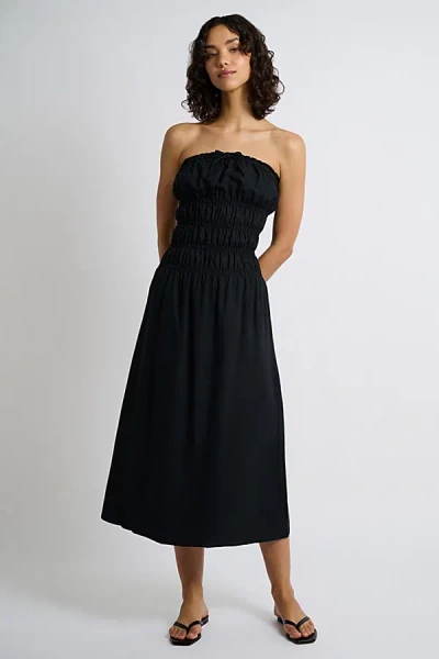 ONIA AIR LINEN SMOCKED MAXI DRESS IN BLACK, WOMEN'S AT URBAN OUTFITTERS