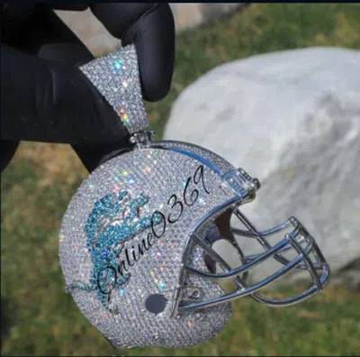 Pre-owned Online0369 2.20ct Rd Topaz Cubic Zirconia Mens Helmet Charm Pendant Silver Free Stud In White