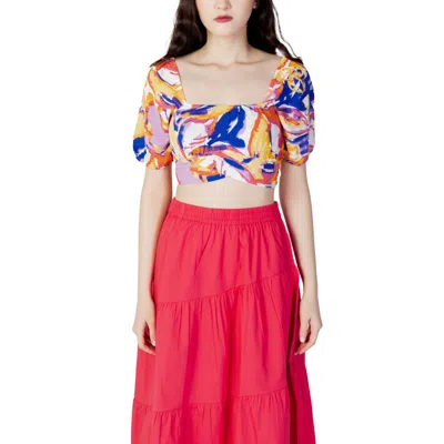 Only Viscose Tops & Women's T-shirt In Yellow