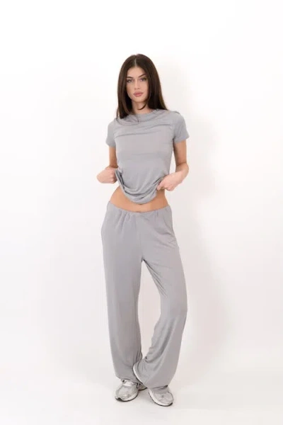 On/off Essentials The Flow Pant In Gray