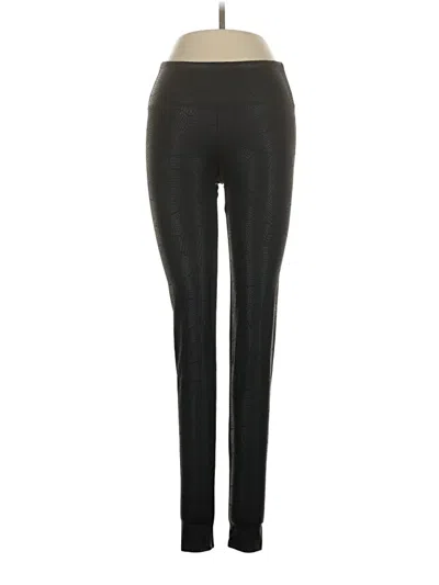 Pre-owned Onzie Active Pants In Black