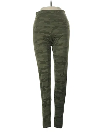 Pre-owned Onzie Active Pants In Green