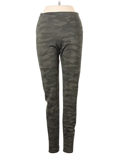 Pre-owned Onzie Active Pants In Green