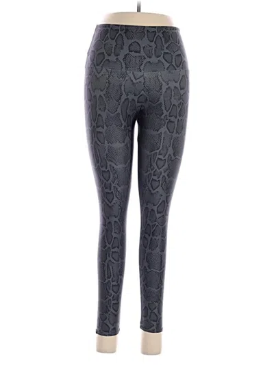 Pre-owned Onzie Leggings In Gray