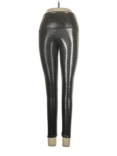 Pre-owned Onzie Leggings In Silver
