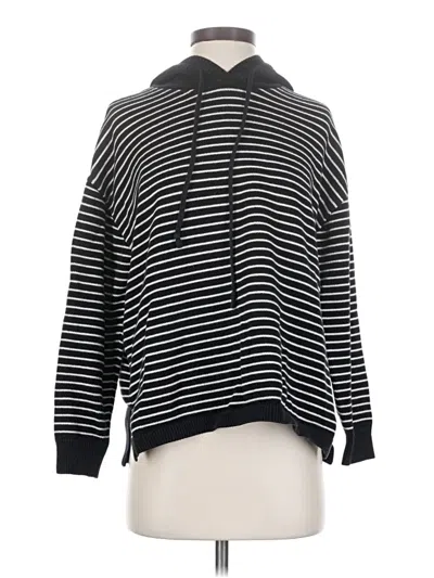 Pre-owned Onzie Pullover Sweater In Black