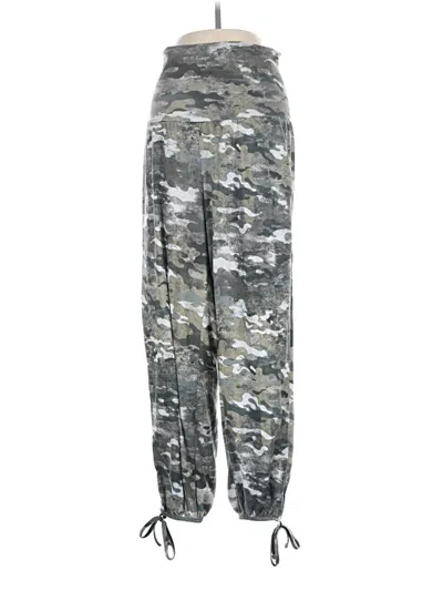 Pre-owned Onzie Sweatpants In Silver